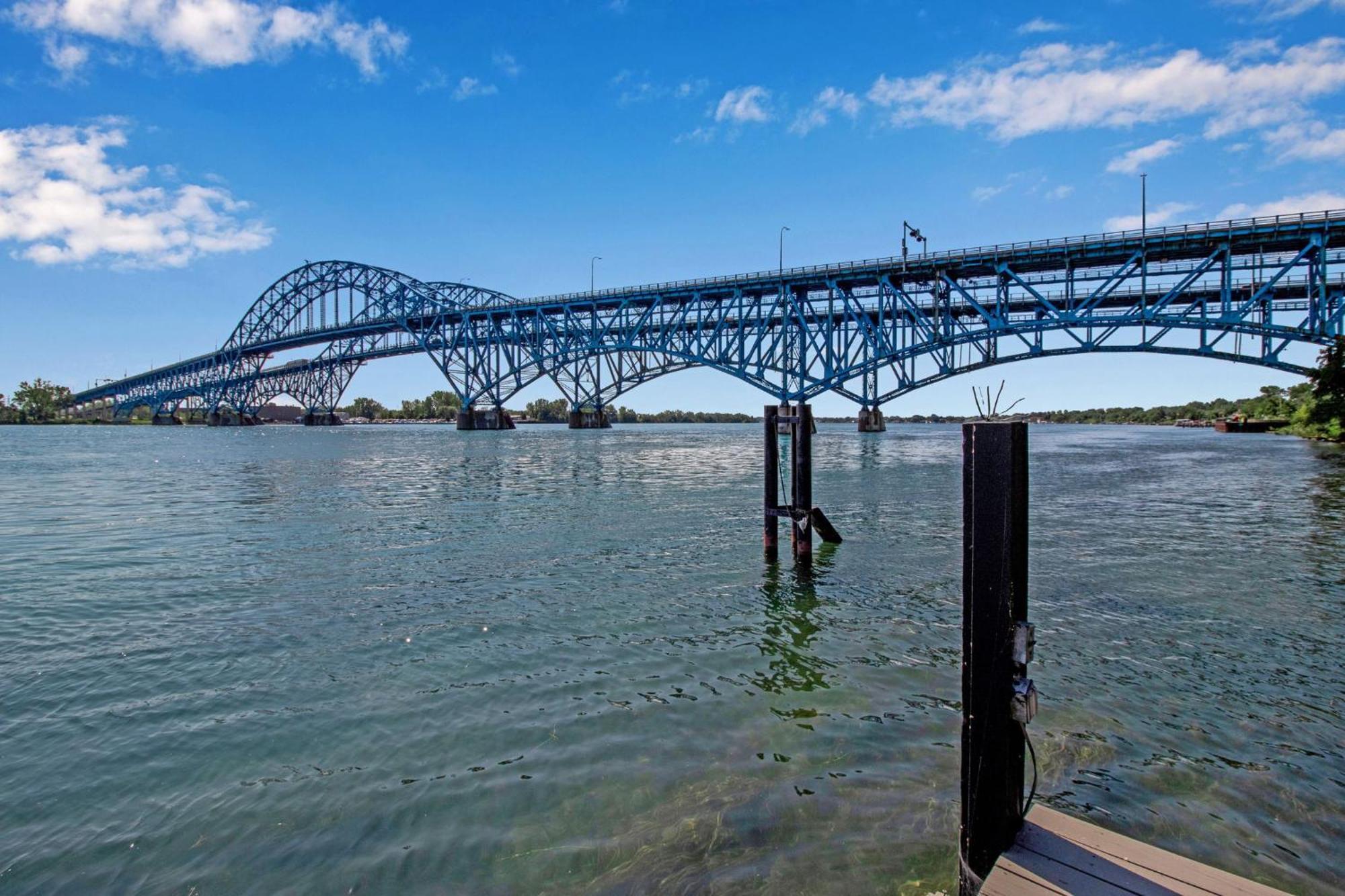 South Bridge Bed And Breakfast Grand Island Esterno foto